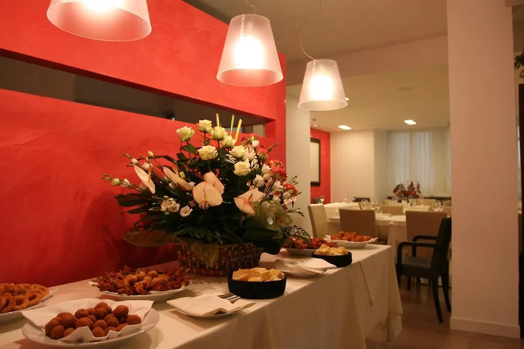 Albergo Da Carlo 비토리오베네토 3*,  이탈리아
